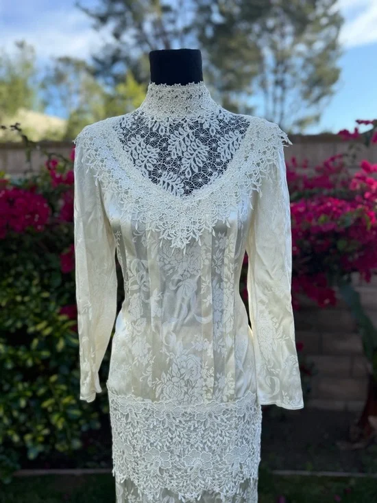 Jessica McClintock OffWhite Lace High-Neck Long Sleeve Wedding Top and Skirt Set - Picture 2 of 10